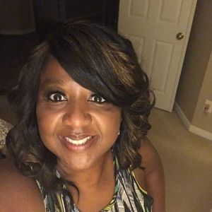 Meet your Posher, Phyllis